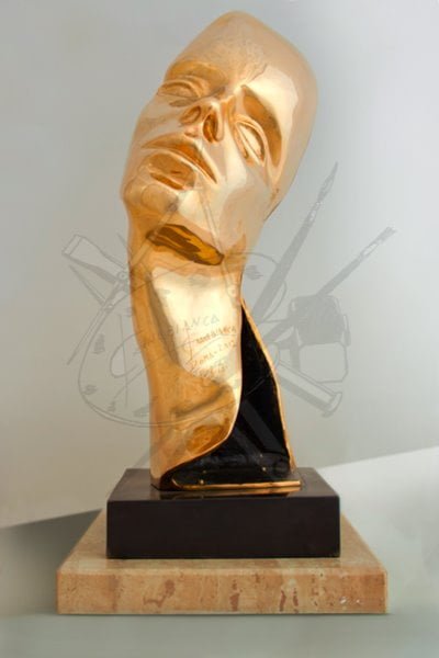 600-2012-Incanto-cm-38-x-15-x-15-bronzo-fusione-a-cera-persa.jpg